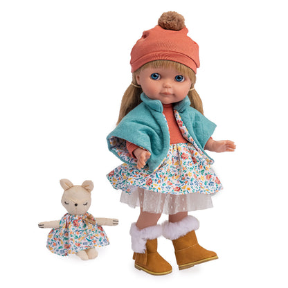 Muñeca Chloe con ropa floral y conejito de peluche
