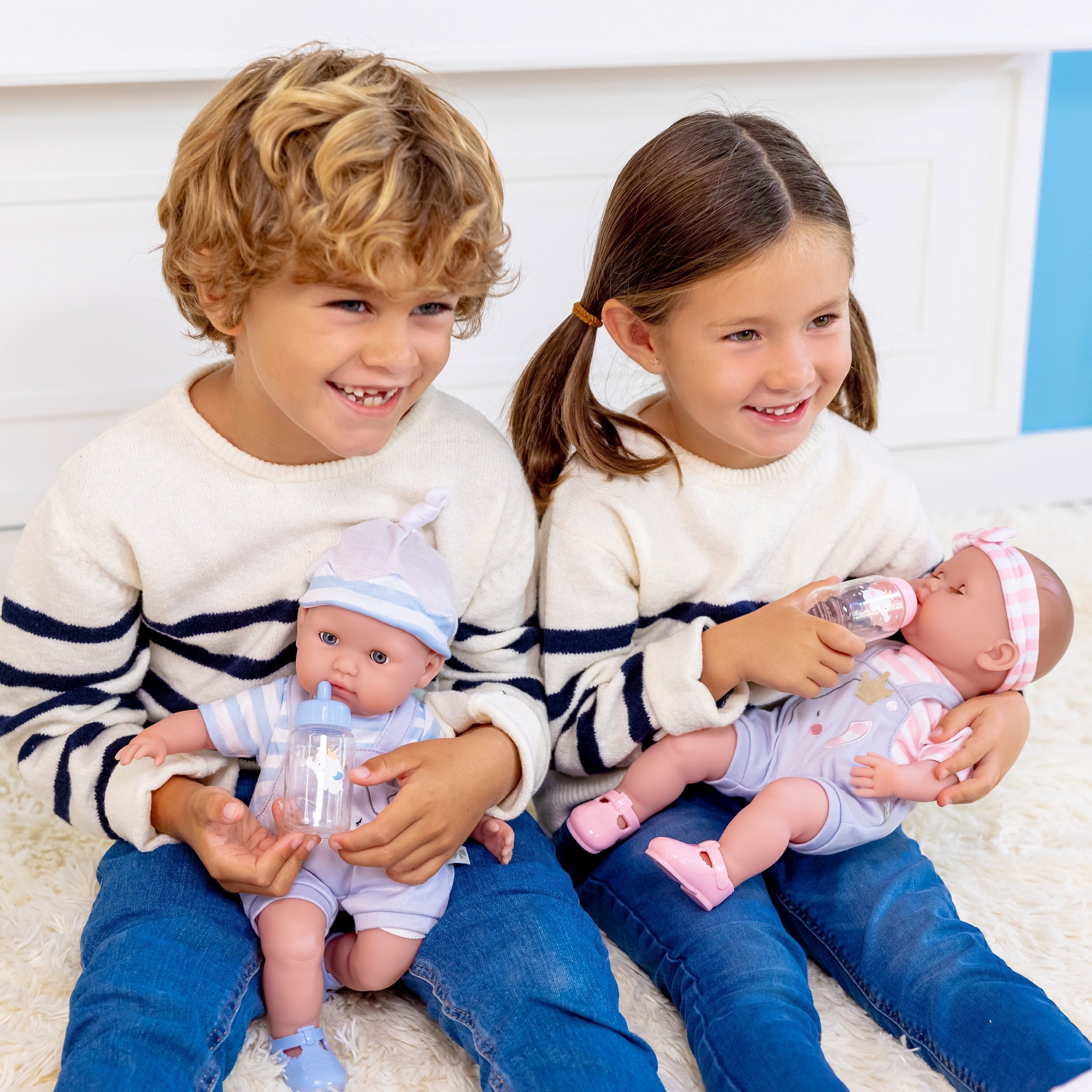 Bebe reborn que abre hot sale y cierra los ojos